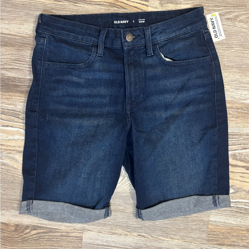 NWT Women Hi Rise WOW Jean Shorts - 4 Old Navy